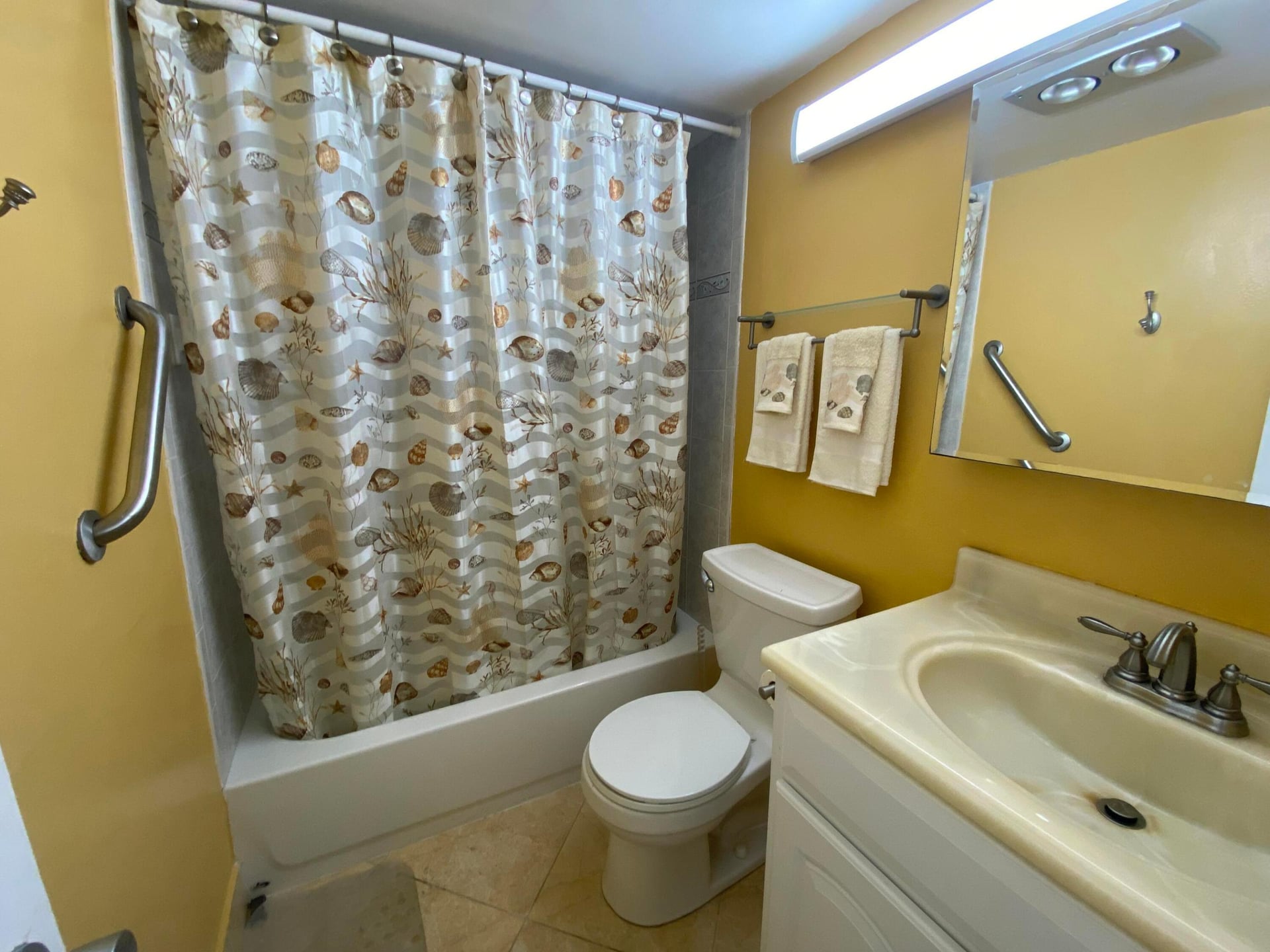Unit 95 photo 21