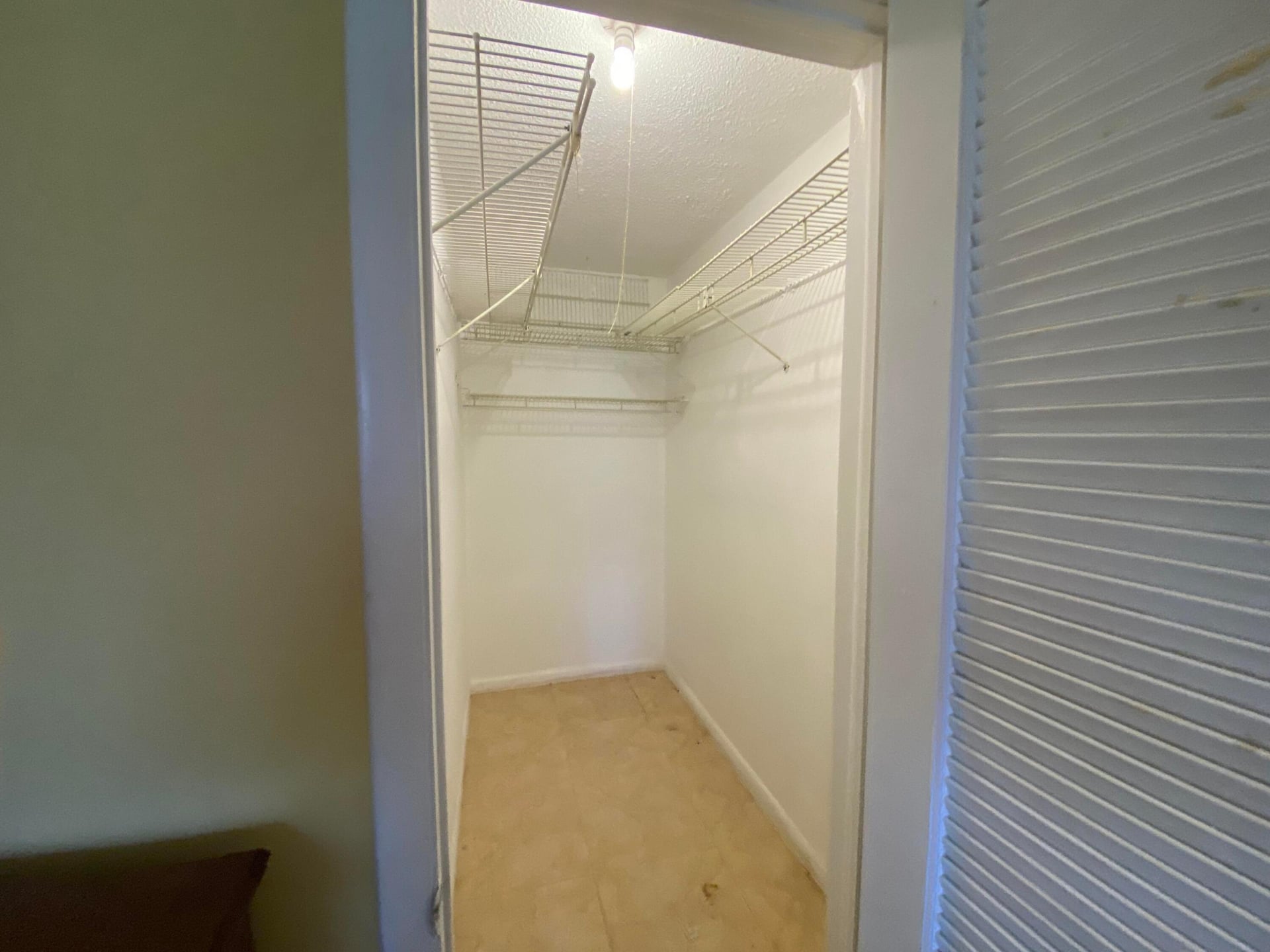 Unit 95 photo 28