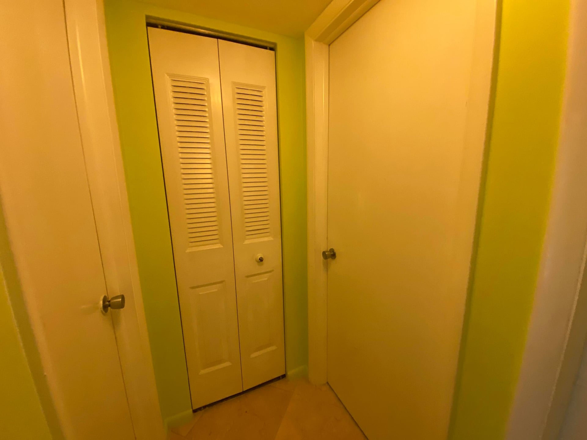 Unit 95 photo 33