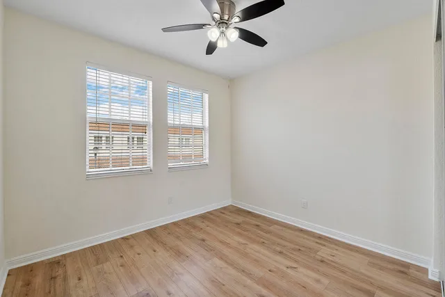 Residence photo 26