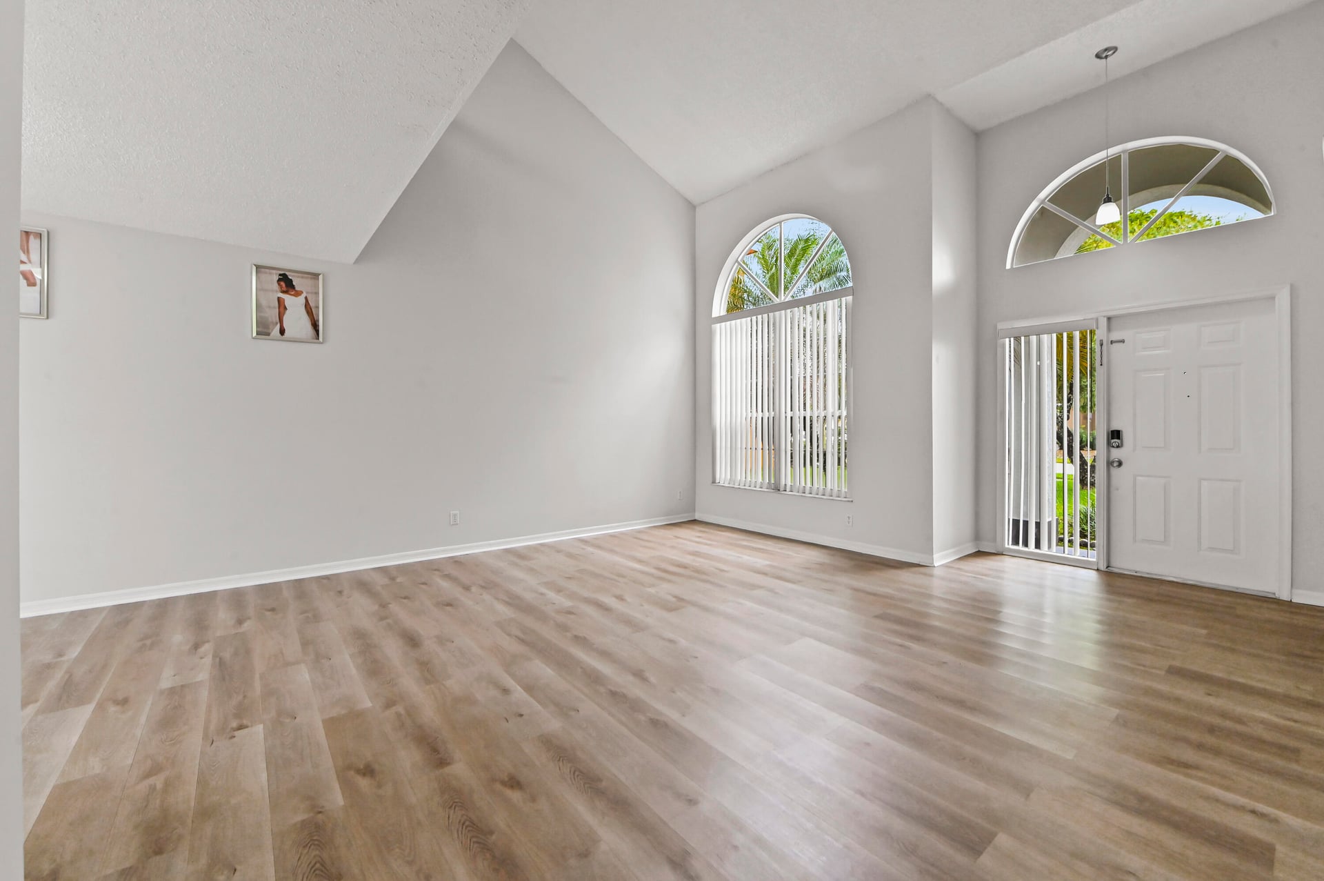Residence photo 5
