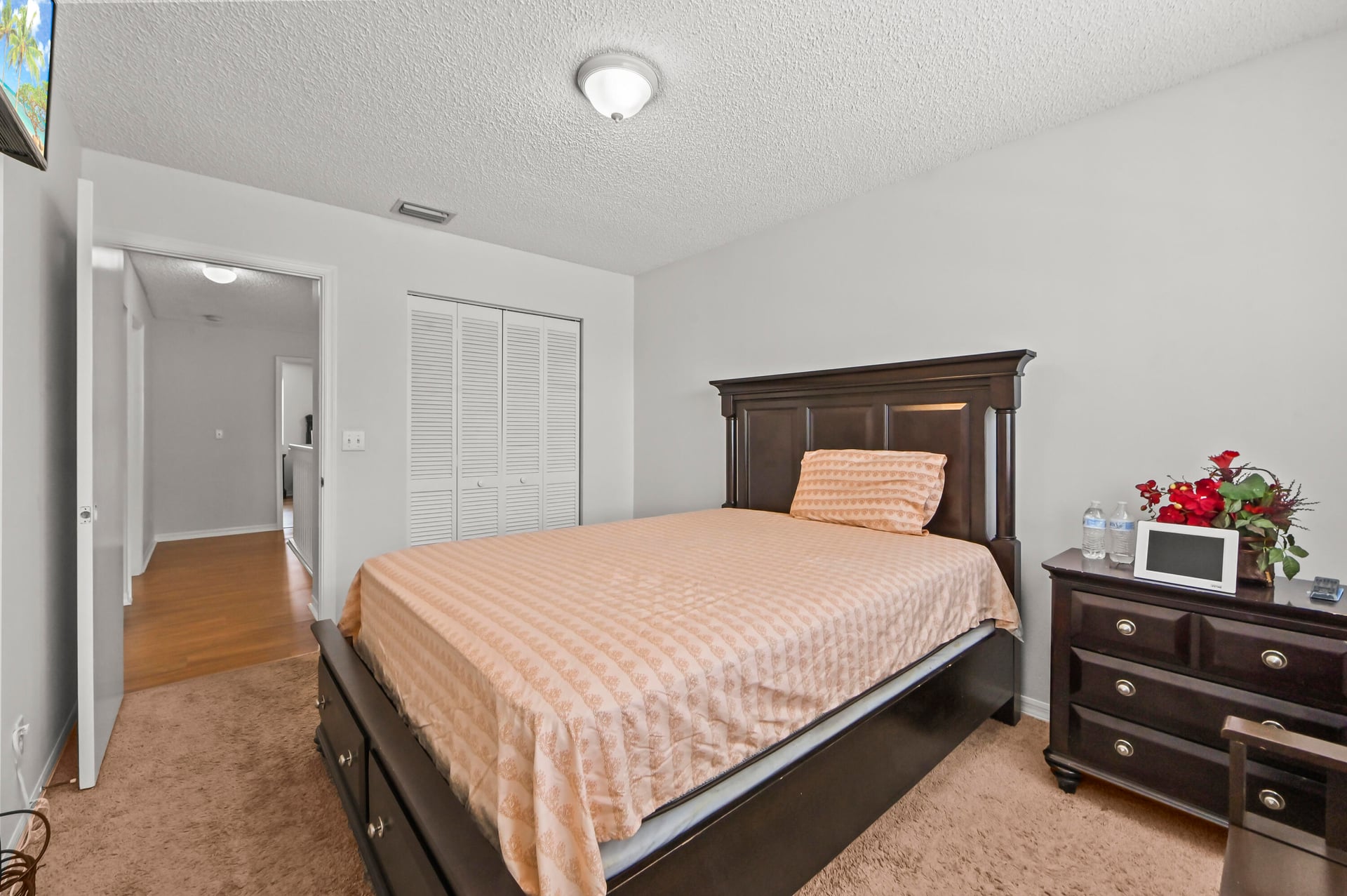 Residence photo 24