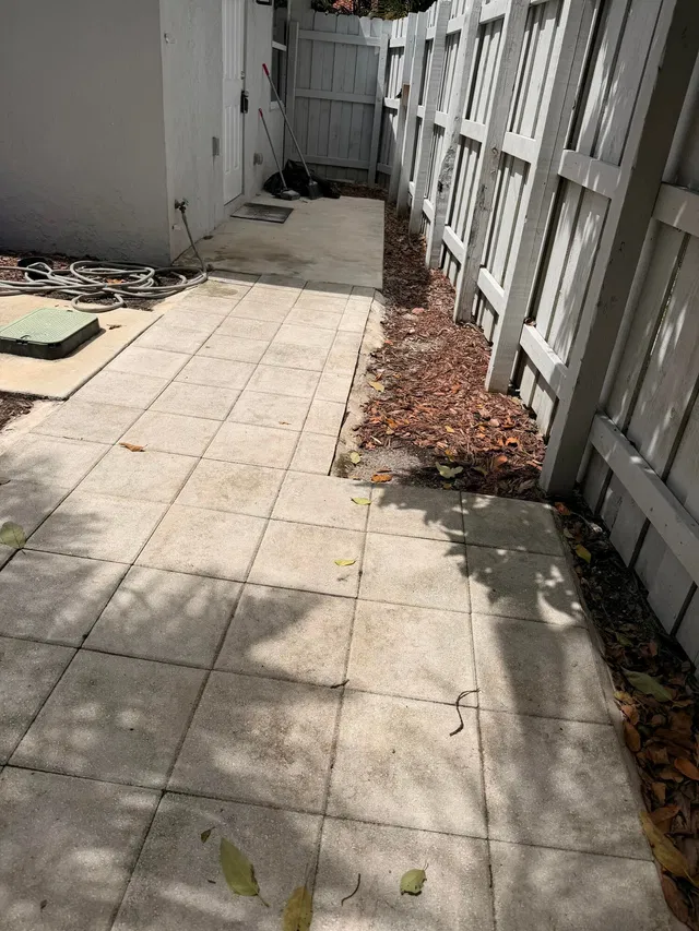 Residence photo 17