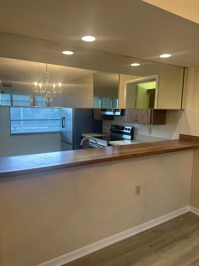Unit 302 photo 5