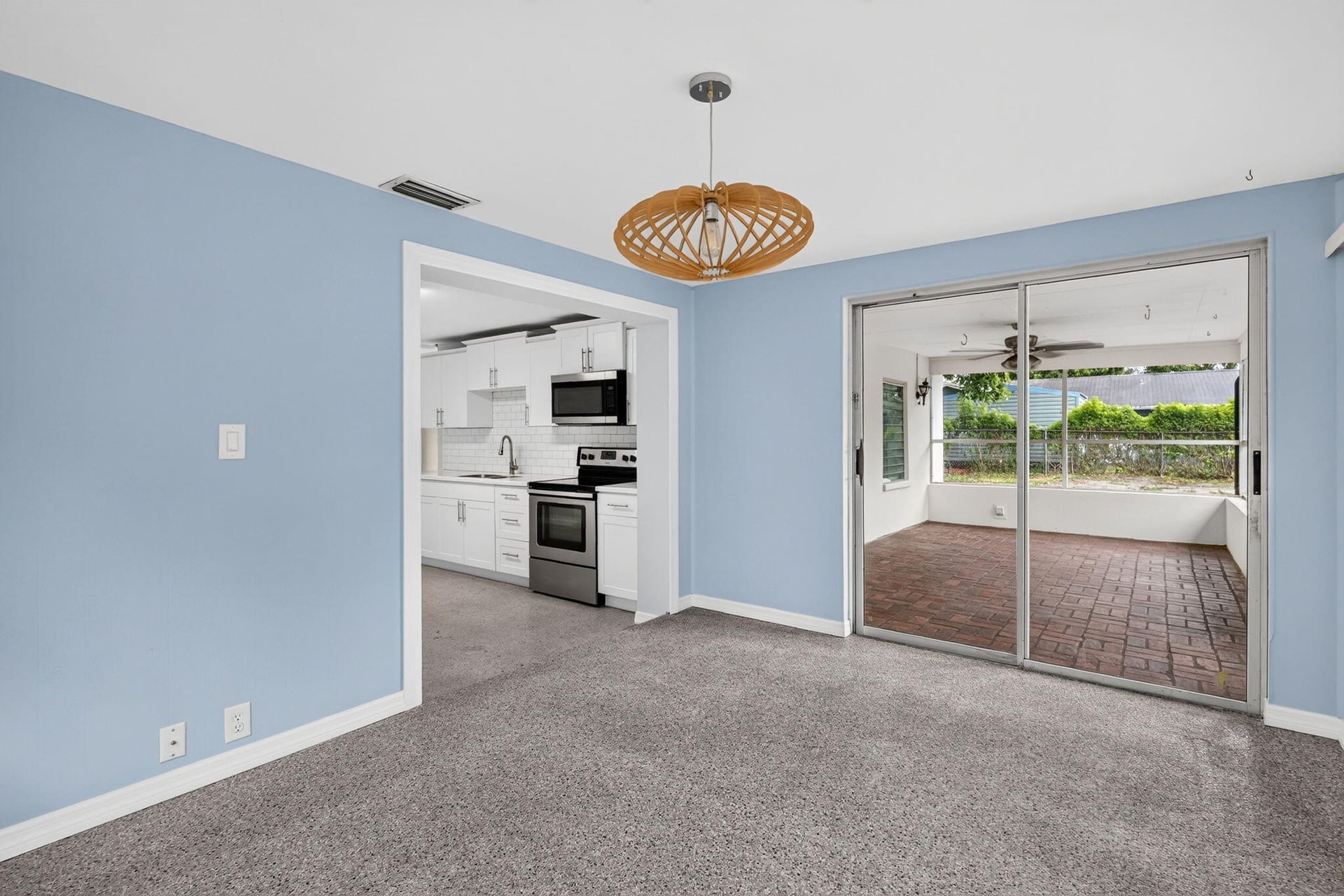 Residence photo 12