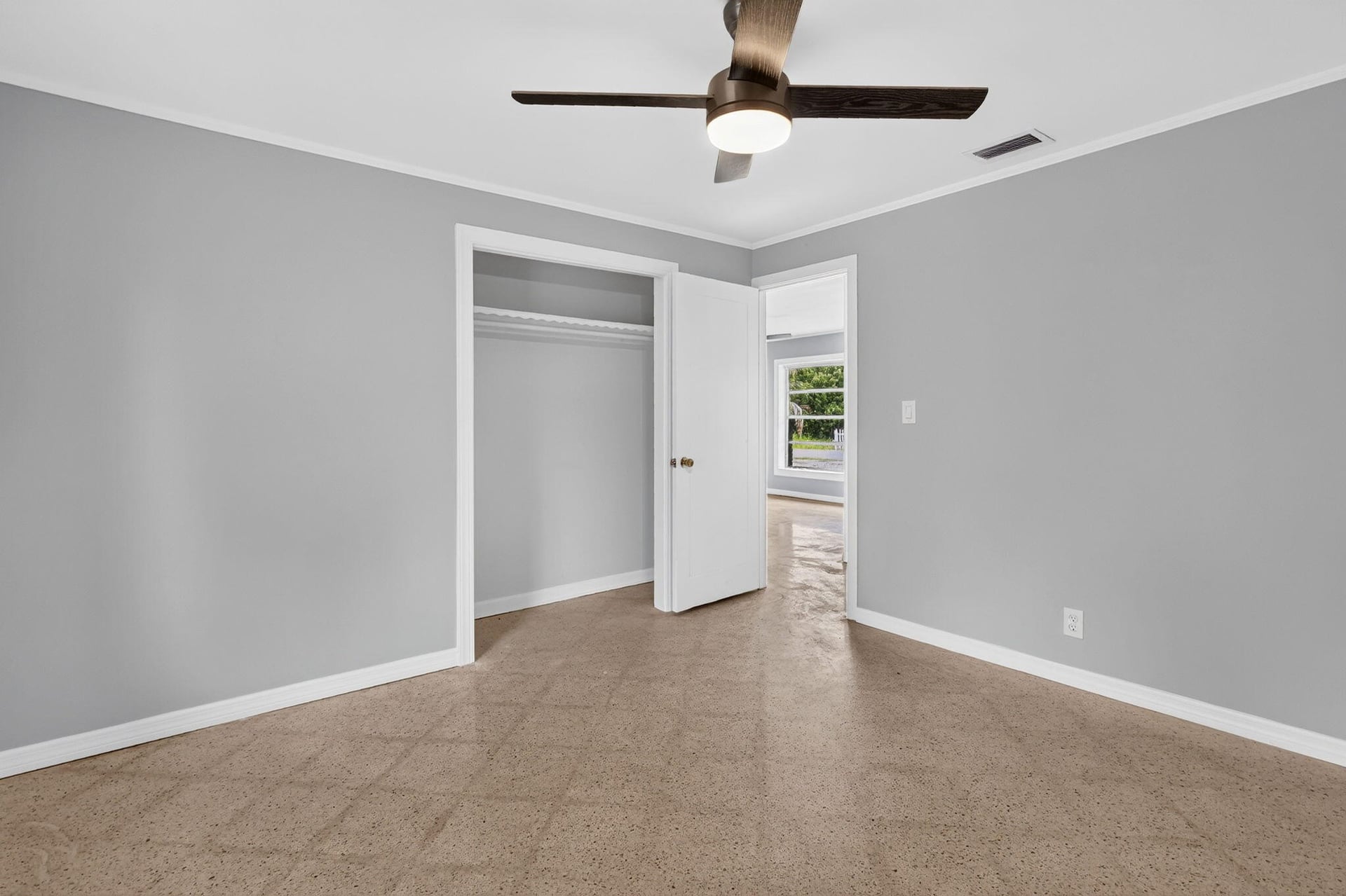 Residence photo 23