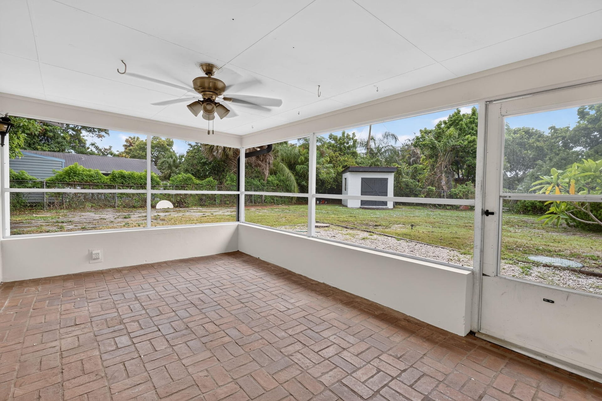 Residence photo 24