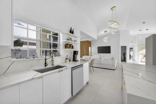 PGA National Palm Beach Gardens Residence photo 22