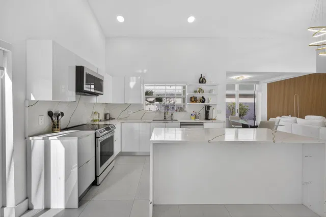 PGA National Palm Beach Gardens Residence photo 26