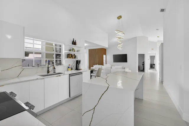 PGA National Palm Beach Gardens Residence photo 29