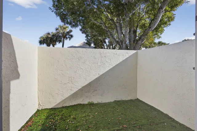 PGA National Palm Beach Gardens Residence photo 35