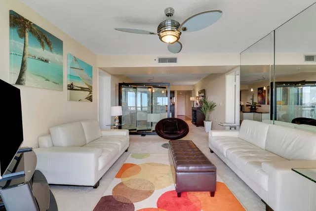 Unit 503 photo 6