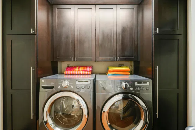 Unit 503 photo 32