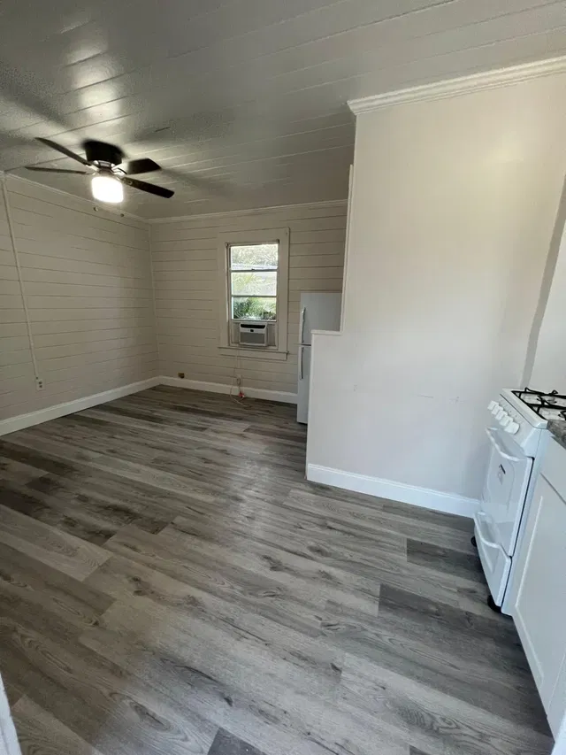  Residence photo 6