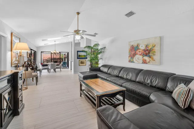 PGA National Palm Beach Gardens Residence photo 14