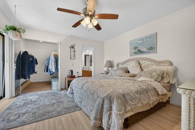 Residence photo 11