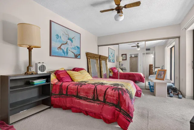 Residence photo 15