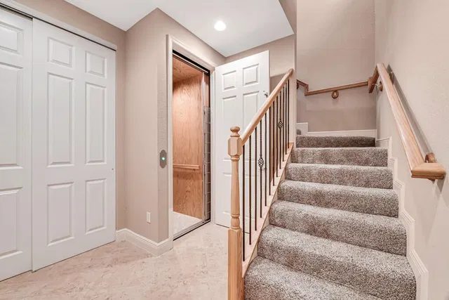 Unit 203 photo 7