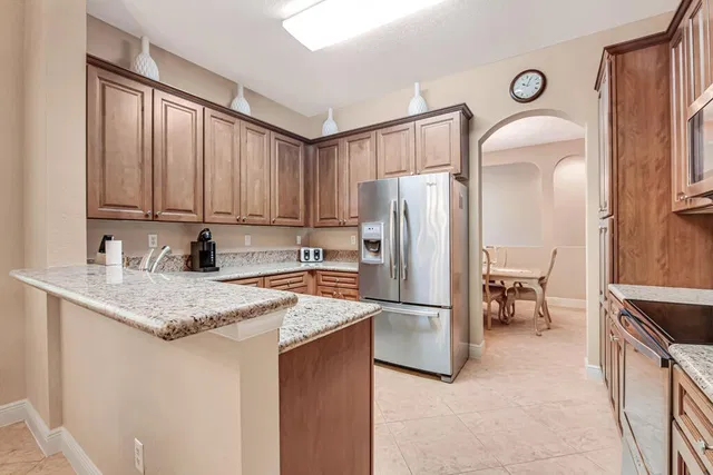 Unit 203 photo 24
