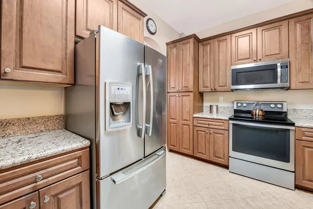 Unit 203 photo 30