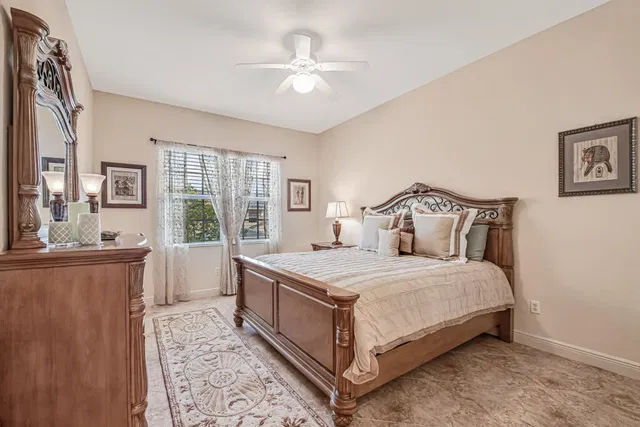 Unit 203 photo 38