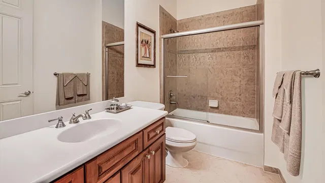 Unit 203 photo 40
