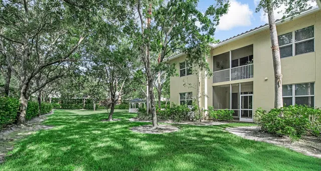 Unit 203 photo 47