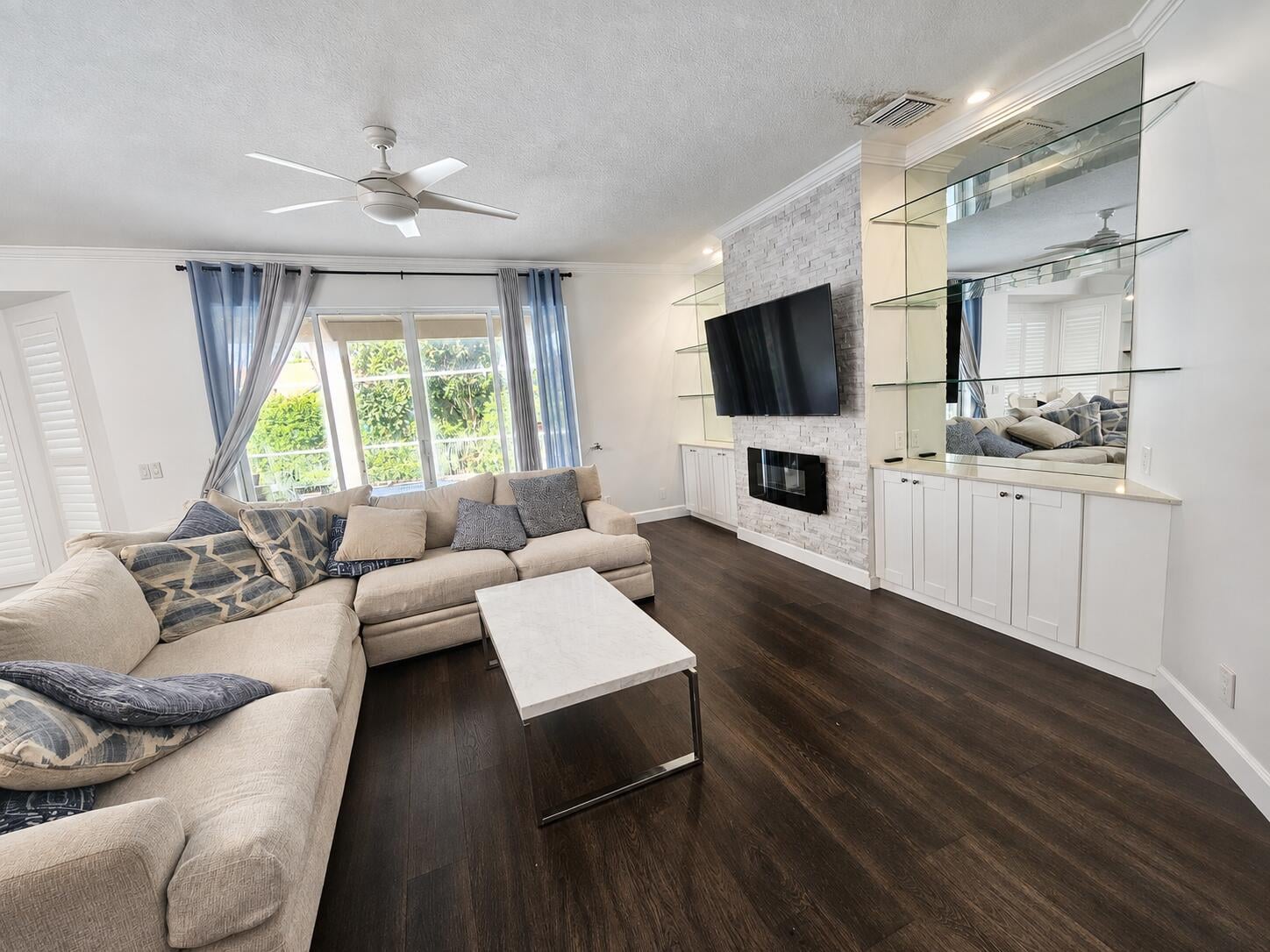  Residence photo 9
