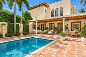 Royal Park Residence photo 2