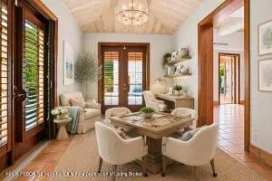 Royal Park Residence photo 4
