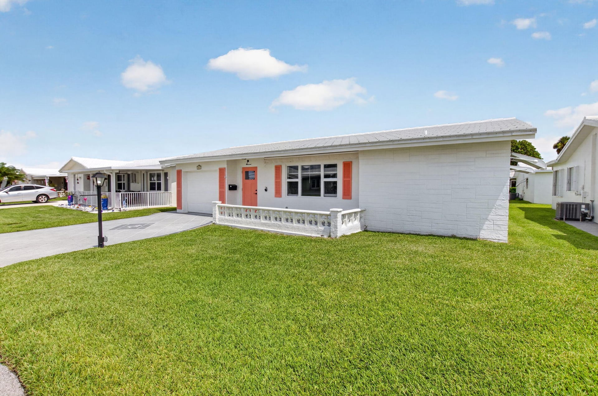 Residence photo 3