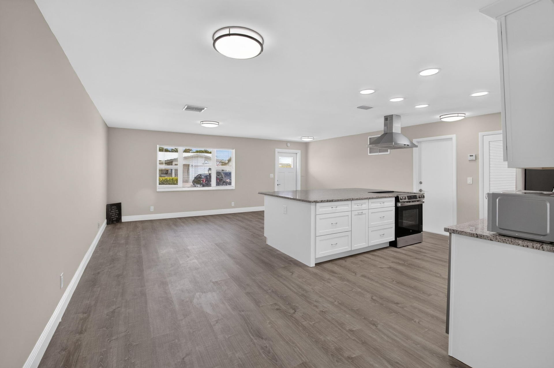 Residence photo 11