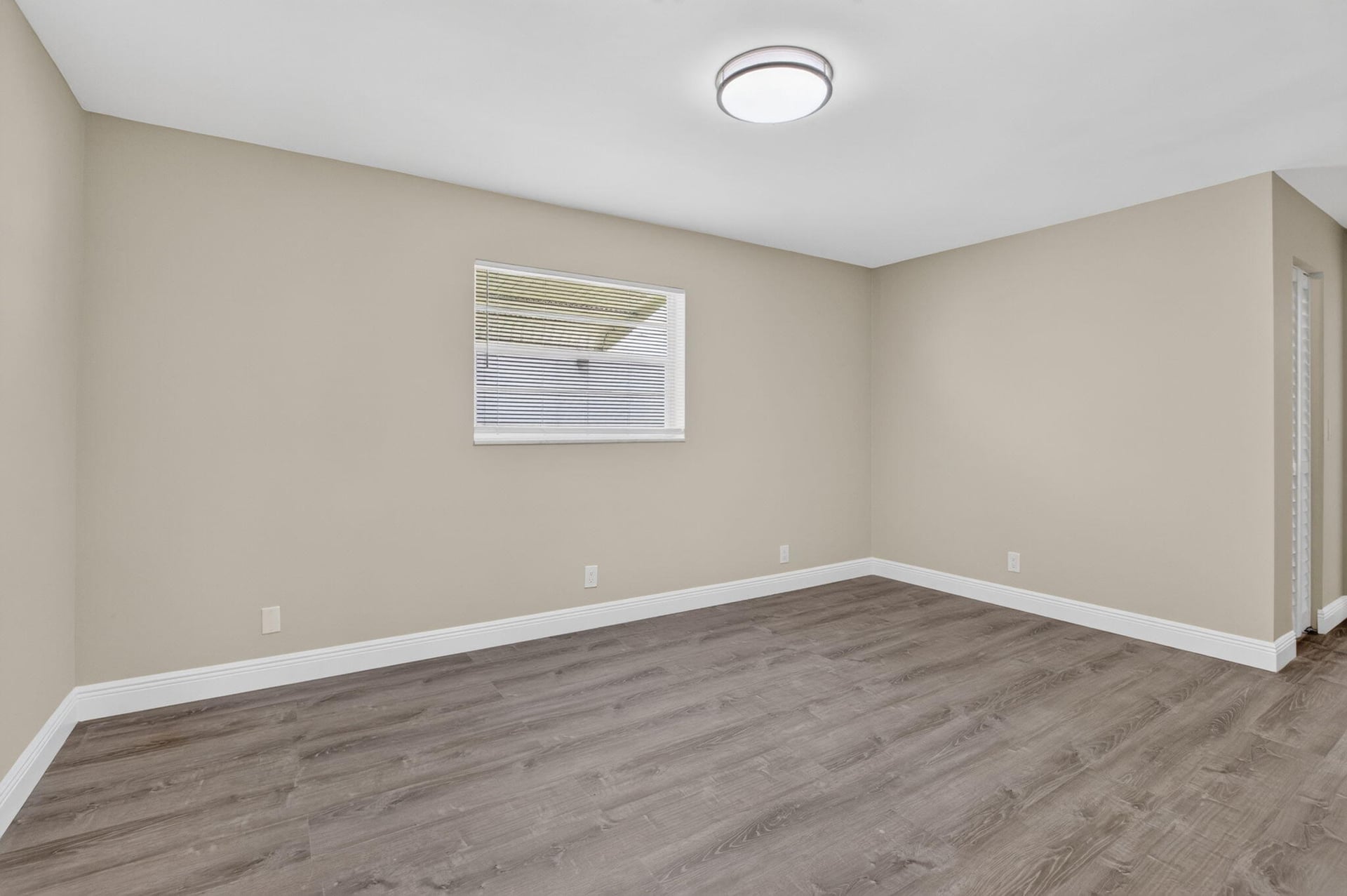 Residence photo 27