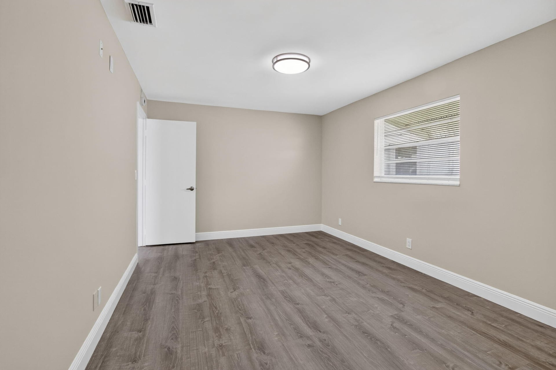 Residence photo 29