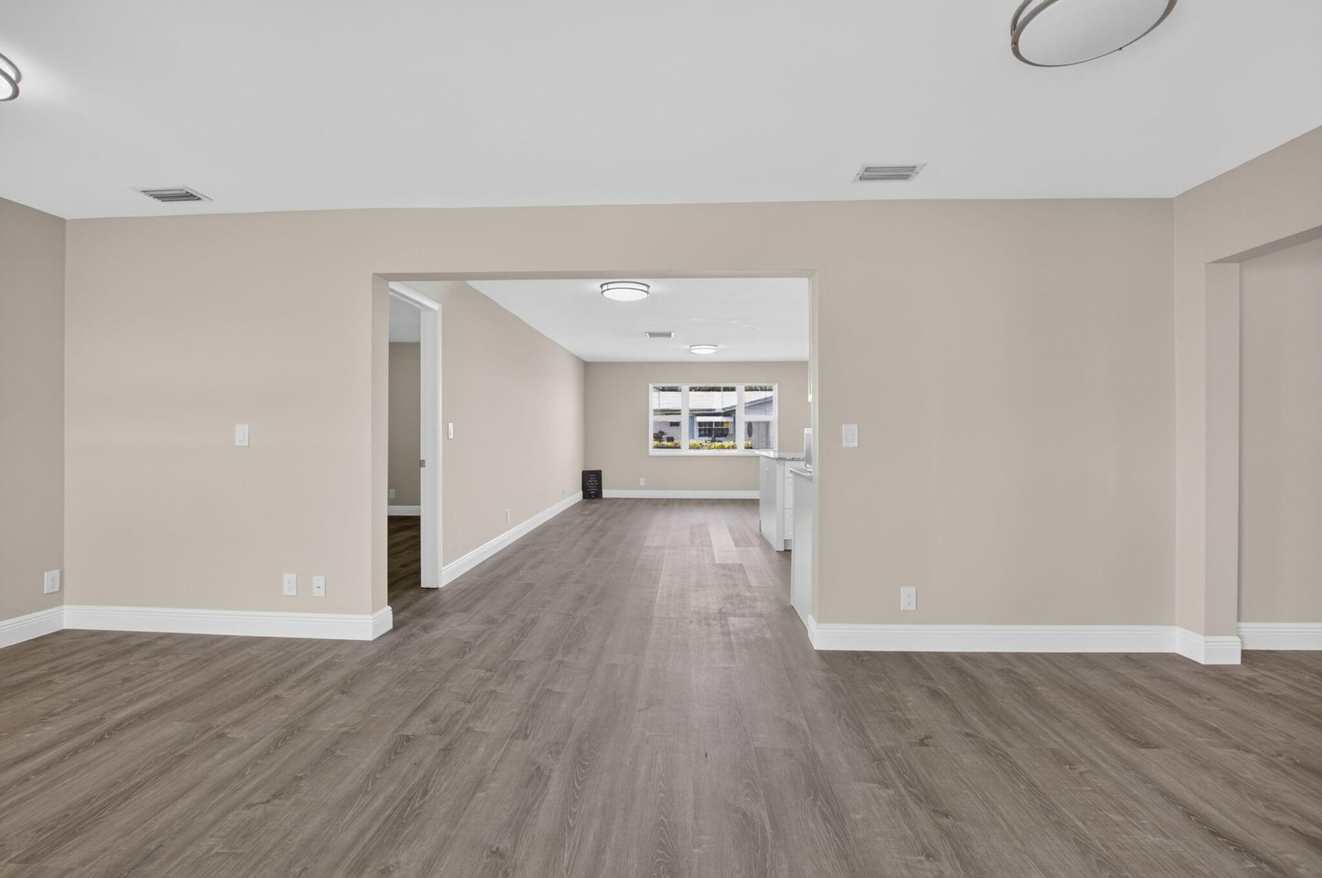 Residence photo 37