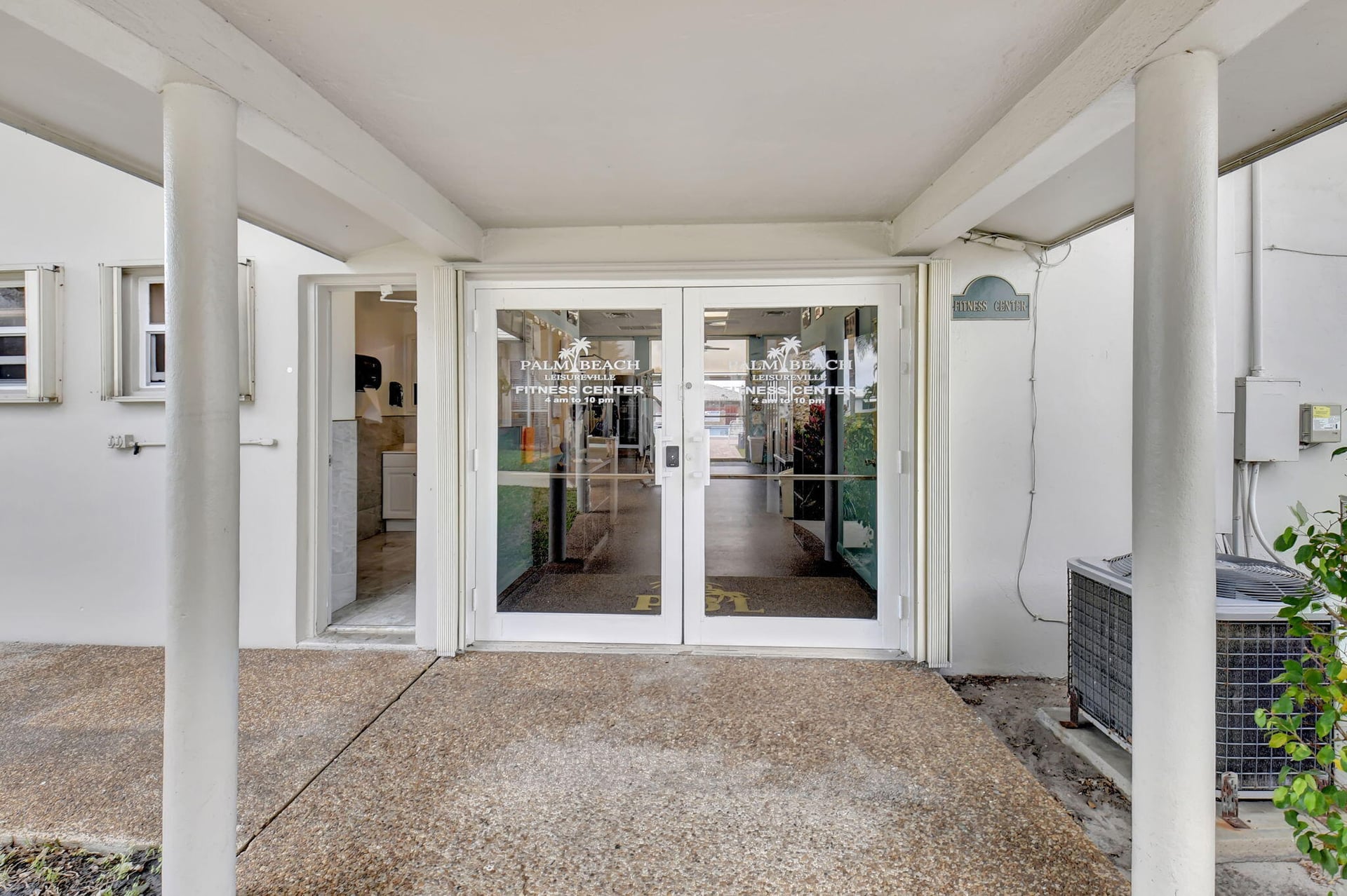 Residence photo 57
