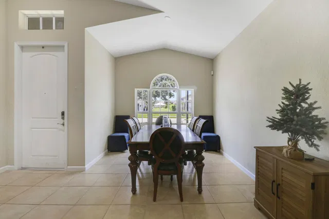 Residence photo 7