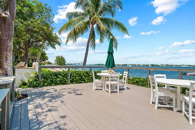 Palm Beach House Unit 2202 photo 4