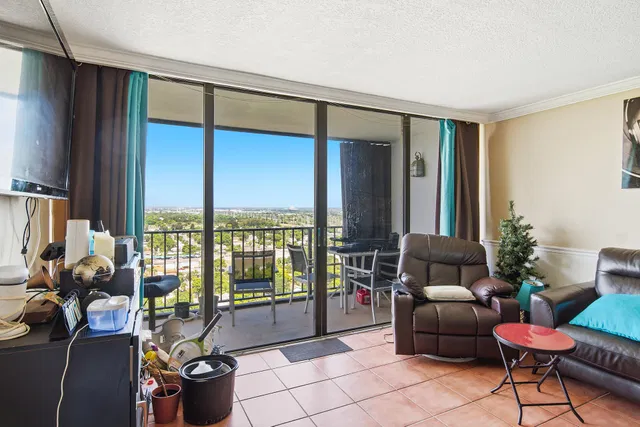 Palm Beach House Unit 2202 photo 12