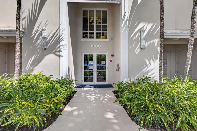 Residence photo 2