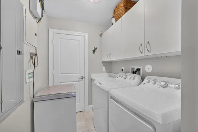 Residence photo 20