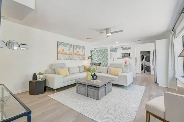  Residence photo 7