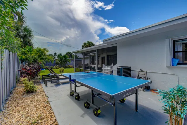  Residence photo 64