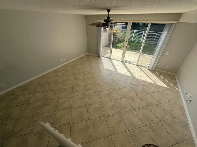 Residence photo 9
