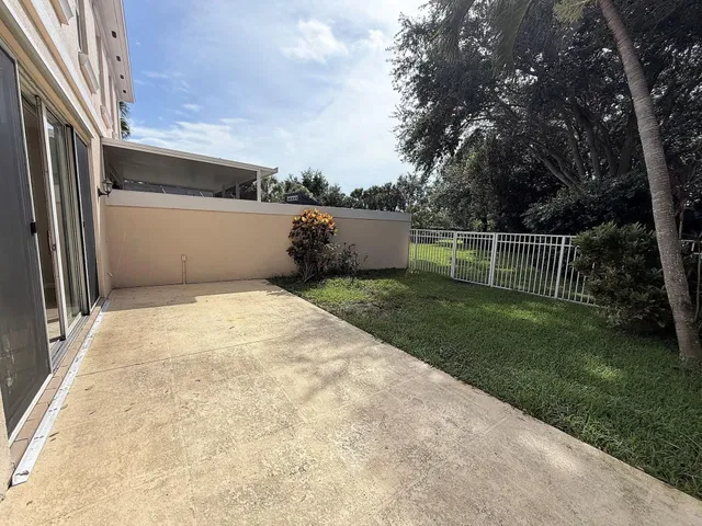 Residence photo 35