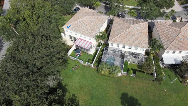 Residence photo 42