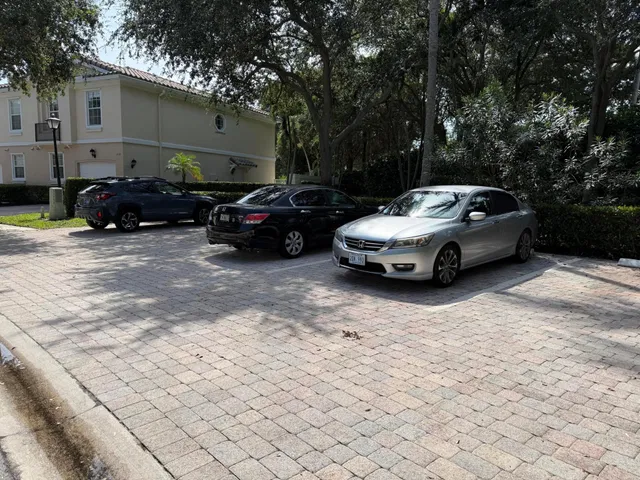 Residence photo 46
