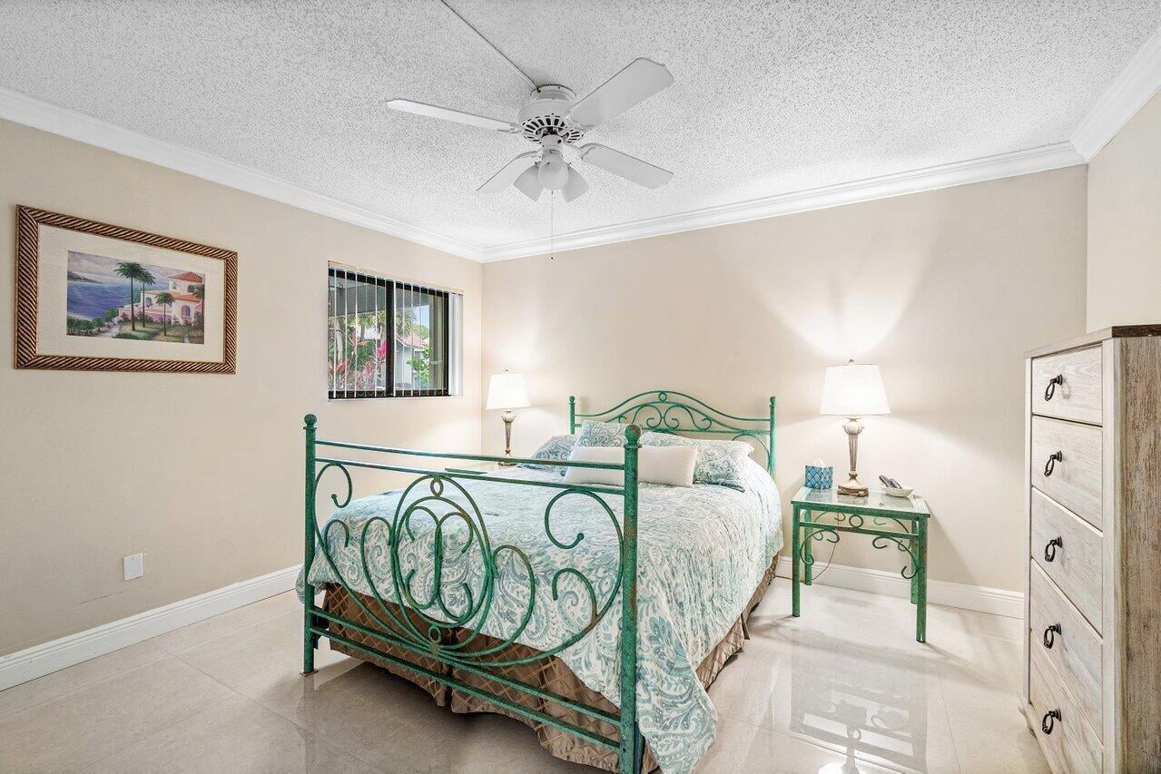 Unit 103 photo 12
