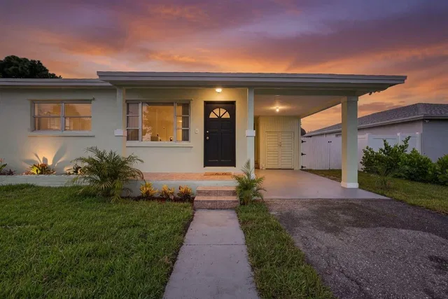 Residence photo 2