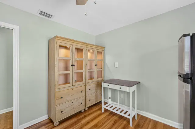Residence photo 17